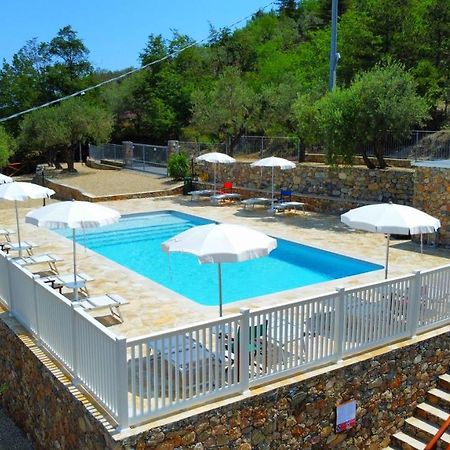 טויראנו Agriturismo Monte Acuto - Natura, Mare & Relax In Piscina מראה חיצוני תמונה