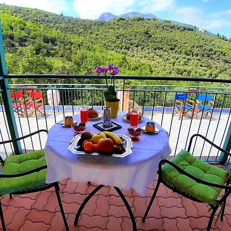 טויראנו Agriturismo Monte Acuto - Natura, Mare & Relax In Piscina חדר תמונה