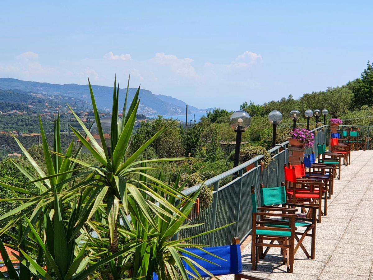 טויראנו Agriturismo Monte Acuto - Natura, Mare & Relax In Piscina מראה חיצוני תמונה