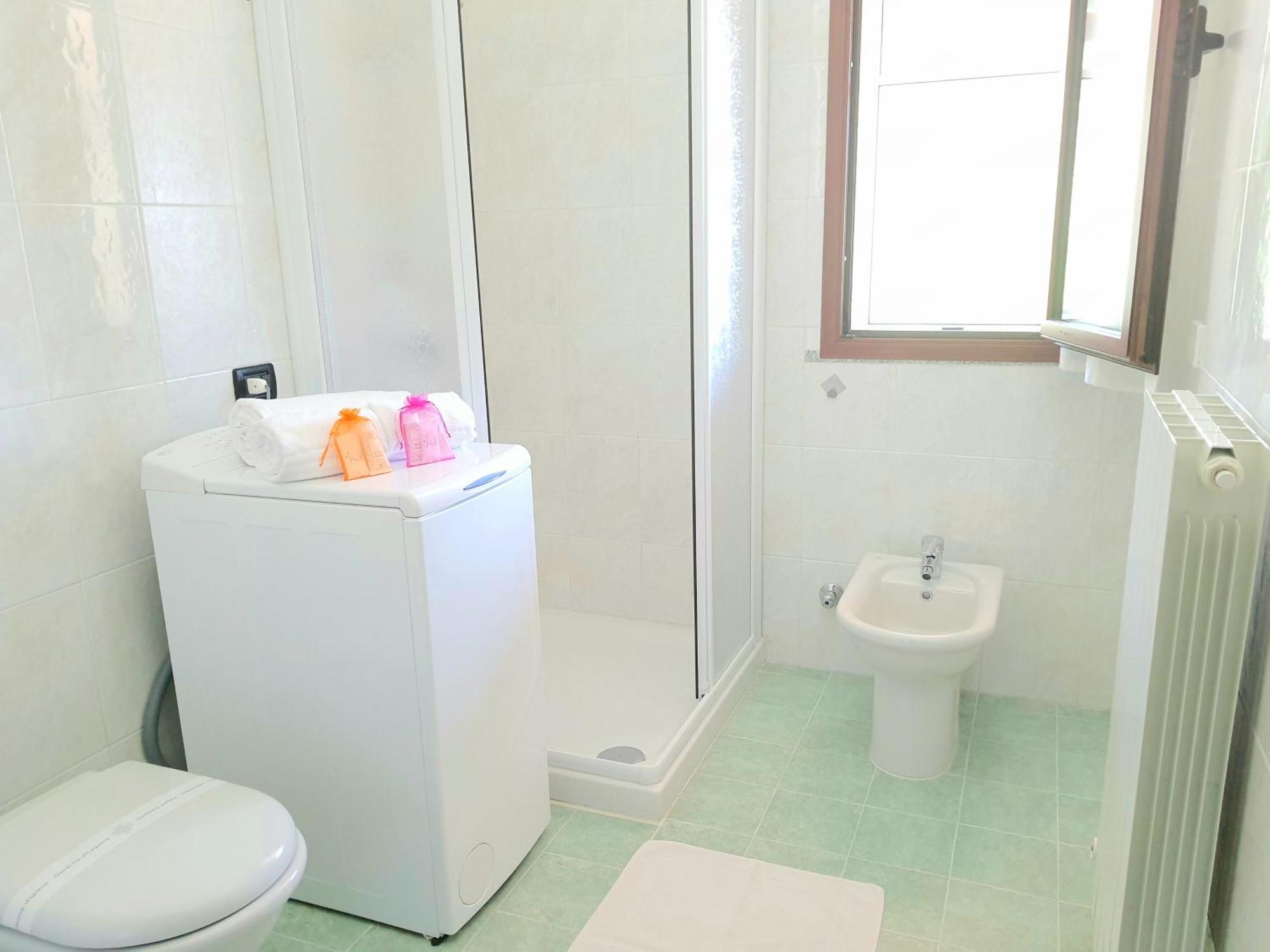 טויראנו Agriturismo Monte Acuto - Natura, Mare & Relax In Piscina חדר תמונה