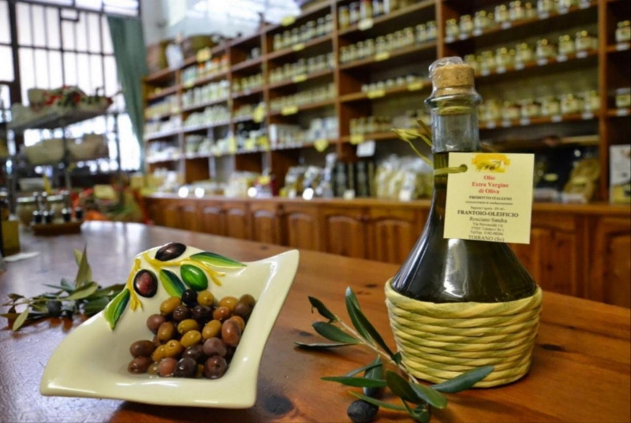 טויראנו Agriturismo Monte Acuto - Natura, Mare & Relax In Piscina מראה חיצוני תמונה